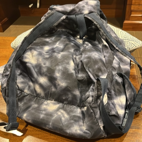 LeSportsac Navy Blue Tie Dye Backpack - Picture 3 of 4